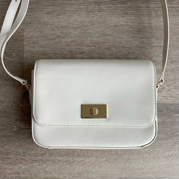 J.Crew Edie Italian Leather Structured Crossbody Bag Turnlock Natural NWT - Picture 5 of 16